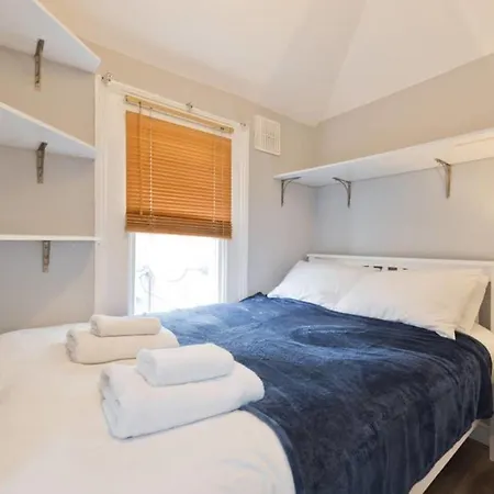 Apartment Bright & Cosy 1br Apt Sleeps 3 In Trendy Area Effh26 *